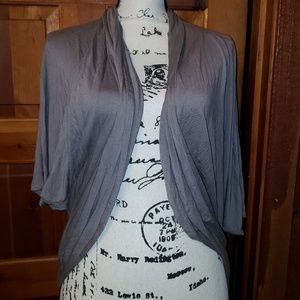 💜3/$10💜Cute gray cardigan